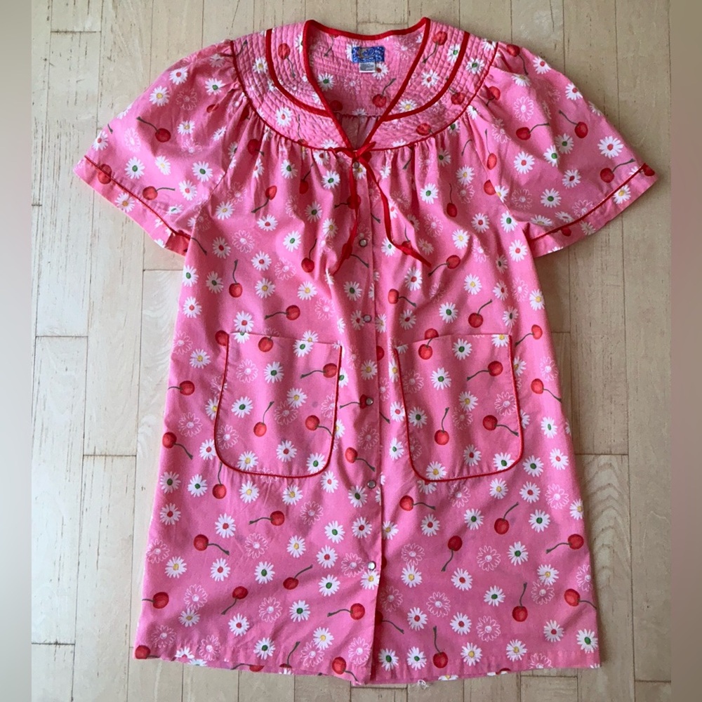 Vintage 80s Moondance Housecoat Nightgown Pink Cherry Print L/XL (labeled 3X) - Picture 14 of 15